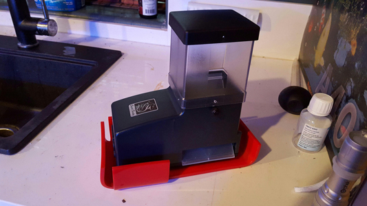 custom installation of automatic feeder