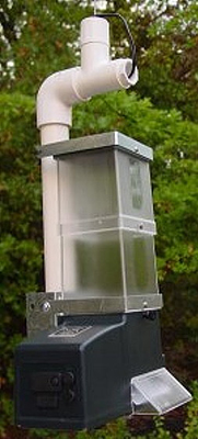 hang mount with pipe for feeder